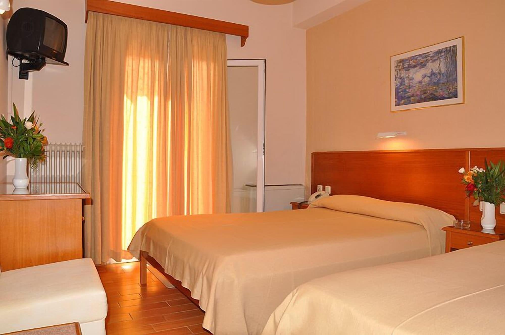 Hotel Bretagne Corfu  المظهر الخارجي الصورة