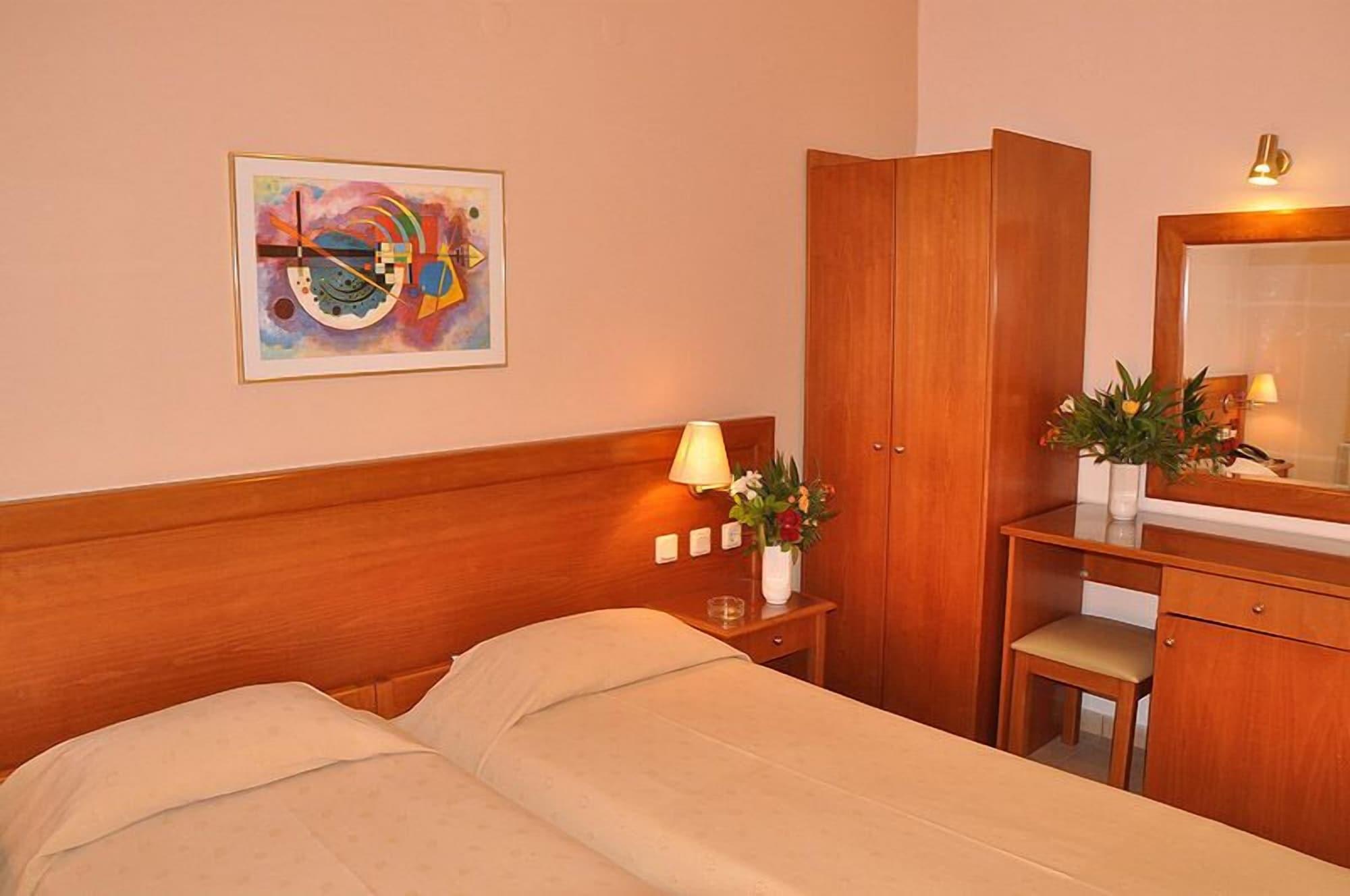 Hotel Bretagne Corfu  المظهر الخارجي الصورة