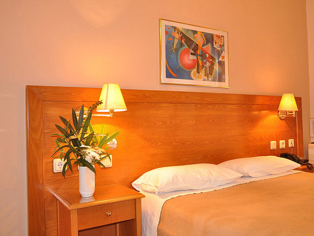 Hotel Bretagne Corfu  المظهر الخارجي الصورة